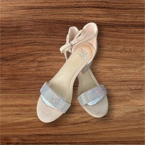 Brand New Madden Nyc Women's Illie City Rhinestone Block Heel Sandal Size 8